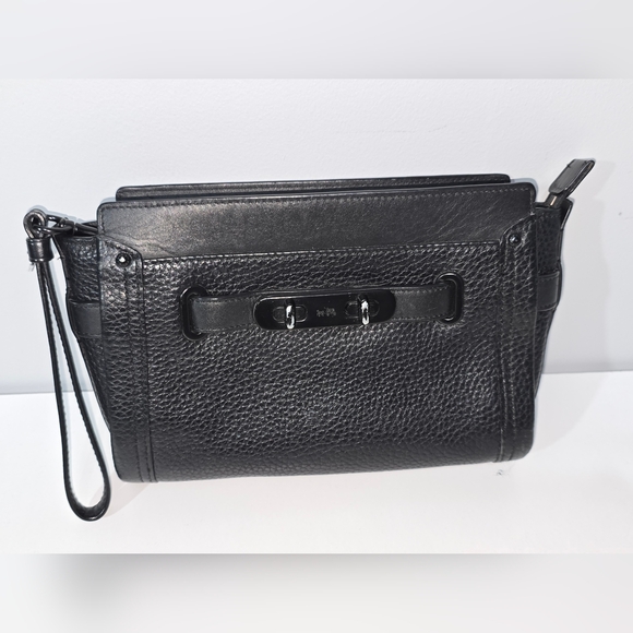 Coach Handbags - Black Coach Crossbody/Wristlet Bag